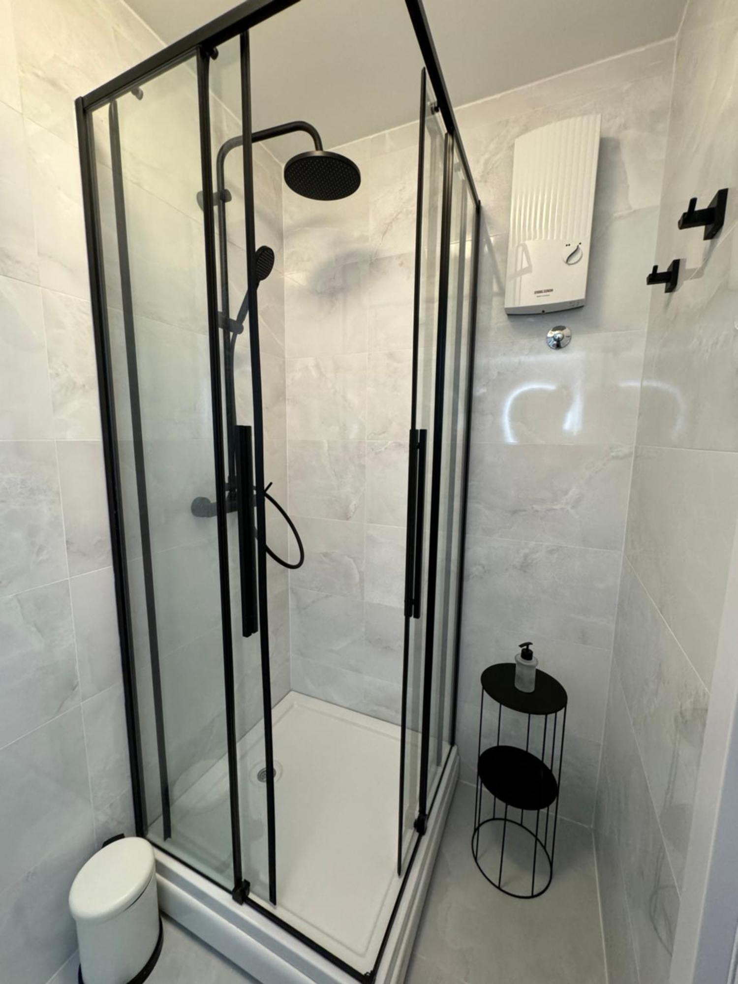 Mina Luxury Suite 2 Belgrad Exteriör bild